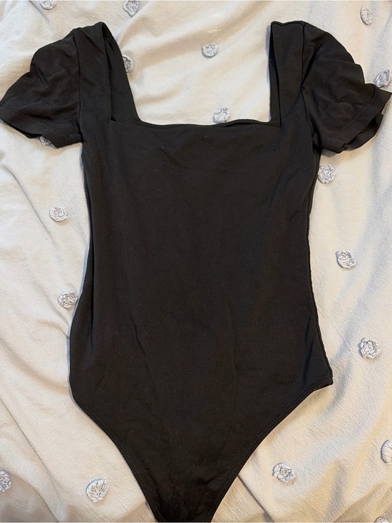 Aritzia Tops - Aritzia Black Square Neck Bodysuit